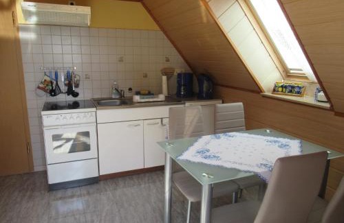 Friedrichsbrunn Apartment | Ferienwohnung Sommer