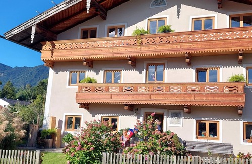 Brannenburg Apartment | Ferienwohnung Sulzberg
