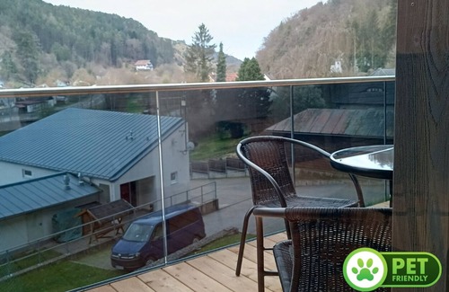 Riedenburg Apartment | Ferienwohnung Tachenstein mit Terrasse