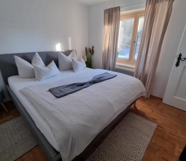 Toster Apartment | Ferienwohnung Tostner Burgblick