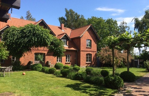 Saal House | Ferienwohnung V auf Hof Himmelgrün mit 49qm