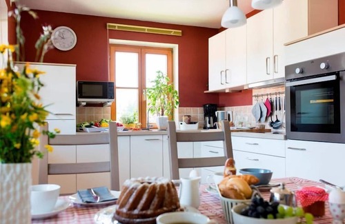 Blindau Apartment | Ferienwohnung Waldidyll, 32 qm mit Balkon und Blick Über den Bergwald