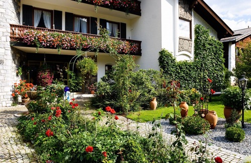 Ruhpolding Apartment | Ferienwohnung Zellerberg 52qm, Balkon, Kochn., 1 Schlafz. , Wohnz., Nr. 1, Wlan