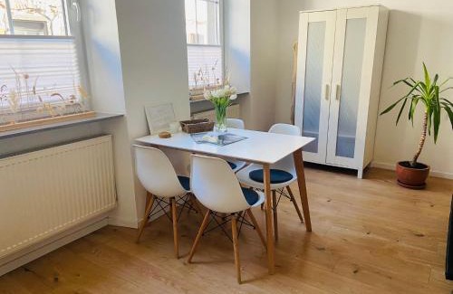 Winningen Apartment | Ferienwohnung Zur Alten Schmiede
