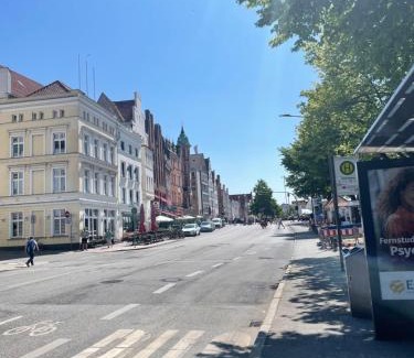 Lubeck City Centre Apartment | Ferienwohnungen am Holstentor