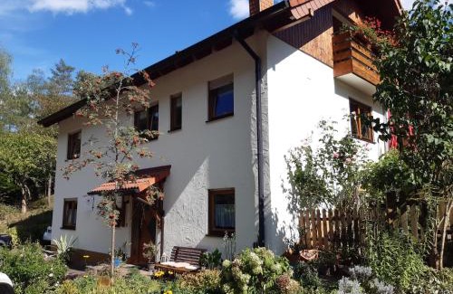Rinnthal Apartment | Ferienwohnungen Röller