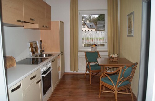 Bad Elster Apartment | Ferienwohnungen Rosengarten