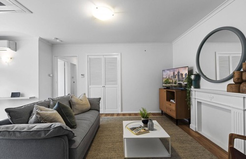 Camberwell Apartment | Fermanagh Road, Camberwell