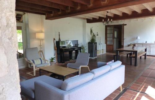 Gouise House | Ferme de charme avec grand jardin et cheminée, animaux acceptés - FR-1-489-374