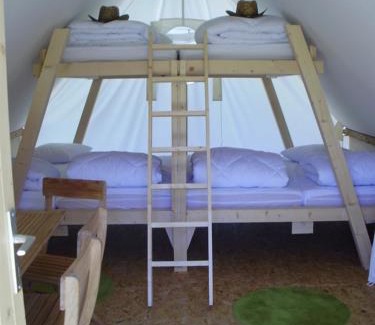 Saint-Nizier-du-Moucherotte Other | Ferme Rony Camp des Découvreurs