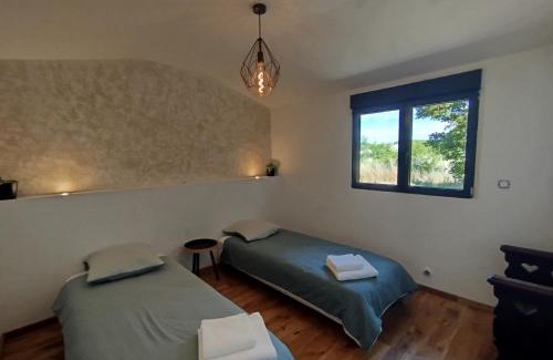 Agonac House | Ferme Goodwill