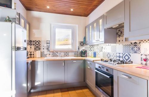 Villeneuve-en-Retz House | Ferme rénovée avec jardin clos, proche plages, Pornic et Nantes - vélos, terrain de pétanque, équipements bébé - FR-1-306-825