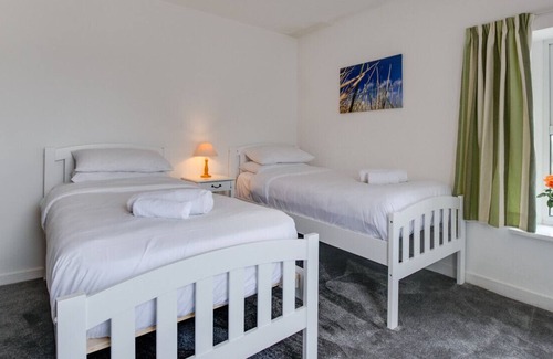 Horton House | Fern Bank - Four Bedroom House, Sleeps 8