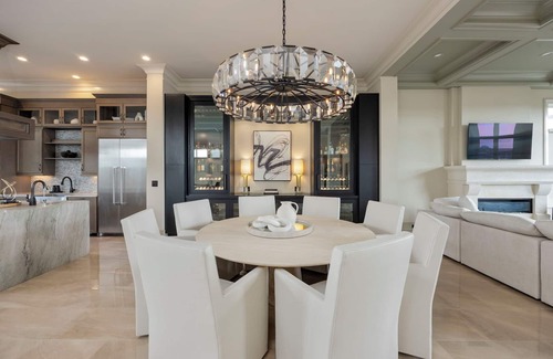 Katie Hill Neighborhood House | Fern Manor-5bdrm-Private Pool-Theatre-Luxury Rental
