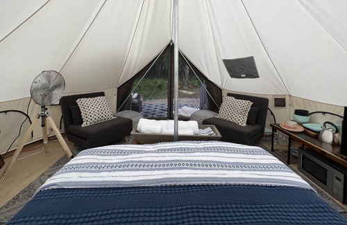 Bitely Cabin | Ferned Creek bell tent Lux-camping/glamping:)