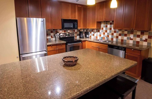 East Kootenay House | Fernie - Pinnacle Ridge Chalet 43-103