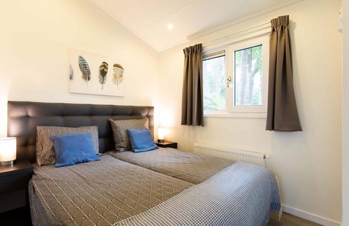 Beekbergen-West Ski Chalet | ✓ Ferox at Recreatiepark Beekbergen ✓ Holiday home for 6 persons ✓ Located in Beekbergen (Gelderland) ✓ Holiday park on the Veluwe ✓ Book directly through the park
