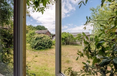 Woodbridge House | Ferry Corner Cottage, Sudbourne