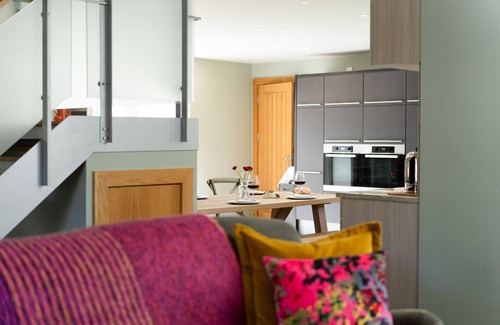 Alvie Cottage | Feshiebridge Cottage - a cottage that sleeps 6 guests in 3 bedrooms