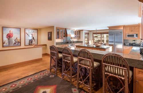 Elkhorn House | Festive Availability! Captivating Historic Cottage with Majestic Views, Close to Sun Valley Village
