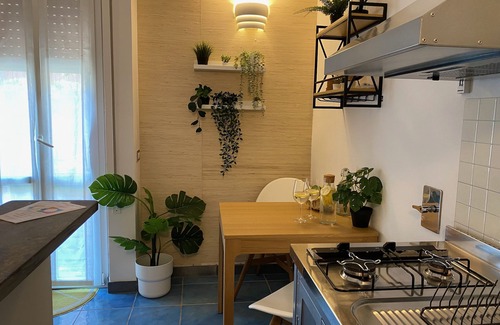 Cinque Terre Apartment | Fetta di Limone Apartment with AC