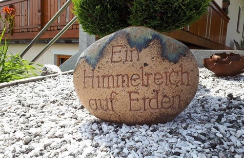 Lam Apartment | Fewo 1 für 4 Personen mit Terrasse und Garten