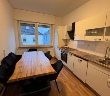 Osnabrueck Apartment | FeWo 3Z 6P Küche Bad