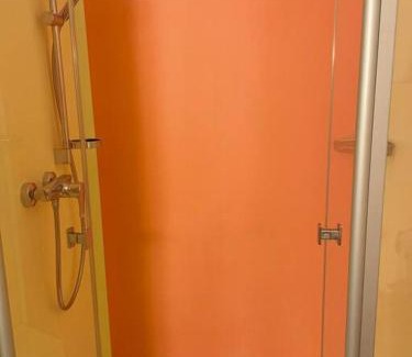 Bad Griesbach-Therme Apartment | FeWo 57 - Appartement im Rottalblick - Helle Kuschelecke genießen mit Bademantelgang zur Therme, TV, inkl Stellplatz im Haus u Kurtaxe