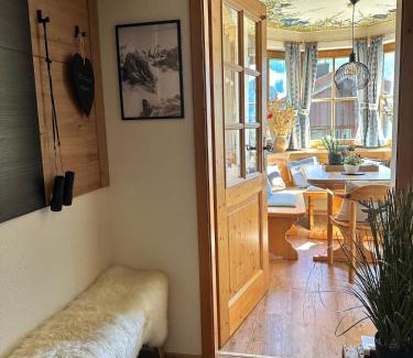 Rettenberg Apartment | FeWo Alpenherz im Allgäu, mit Balkon und Bergblick