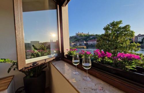 Wurzburg City Centre Apartment | FeWo Alte Mainbrücke