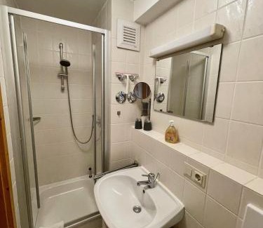 Oberschonau Apartment | FeWo Auszeit