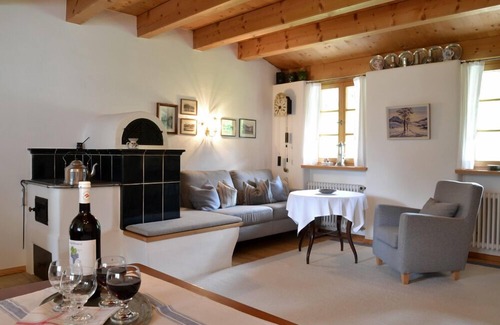 Ruhpolding Apartment | Fewo , Balk., Küche, 2 Schlaf- und 1 Wohnzimmer, Kachelofen, Wlan, max 4 Pers