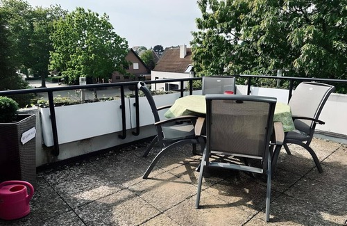 Bad Bentheim Apartment | FeWo Burgblick - Sun terrace & castle view