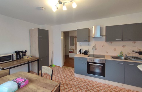 Bad Elster House | FeWo "Grimberg" 2 - Stock & Groß Grundstück