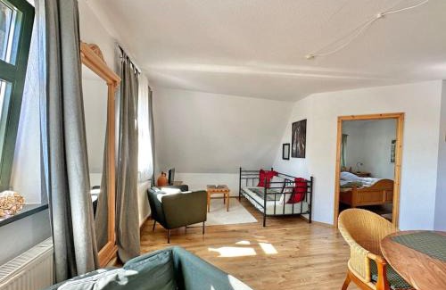Dargun Apartment | FeWo Hiddensee Mecklenburg Pool Alte Schule Barlin