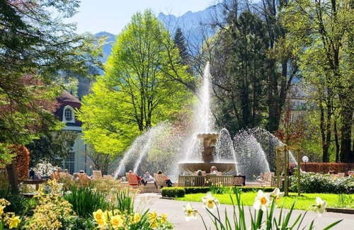 Bad Reichenhall Apartment | Fewo Ideale Lage Wohn/Schlafzimmer Bad/WC Terrasse