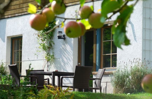 Kaiserslautern Apartment | Fewo im Holzhaus Kl-erlenbach - Ferienwohnung im Souterrain Eines Frei Stehenden Einfamilienhauses