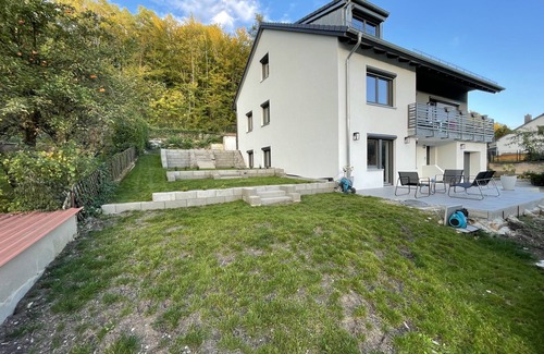 Unterleinleiter Apartment | Fewo mit Großer Terrasse im Herzen der Fränkischen Schweiz