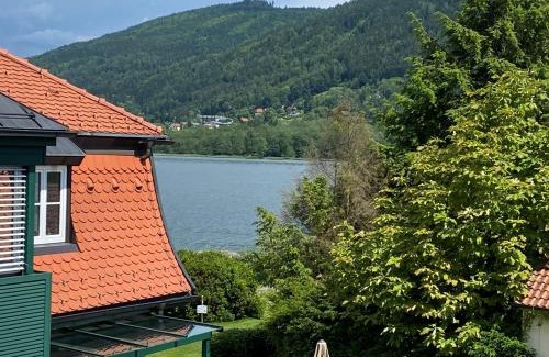 Bodensdorf Apartment | FeWo mit Seeblick