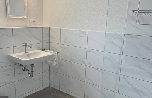 Rheinhausen Apartment | Fewo-neubau Nähe Europapark für 4