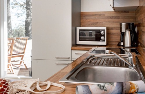 Sassnitz Apartment | FeWo Strandfrieden - Fireplace, Sauna, Sea View