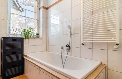 Ferna Apartment | Fewo Theo im Ferienhaus Alte Schule