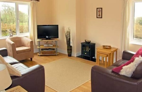 Martletwy Cottage | FFYNNON NI, pet friendly, with a garden in Narberth