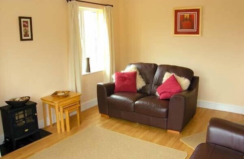 Martletwy Cottage | FFYNNON NI, pet friendly, with a garden in Narberth