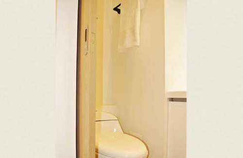 Chico Norte III Apartment | Fh ~ Central artsy studio in Chicó with terrace