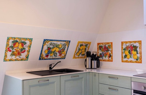 Rione II Trevi Apartment | Fides Attic Apartment- near the main attractions of the historical Rome