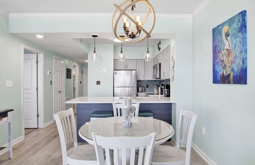 Orange Beach Condo | Fido friendly! Silver Beach 605. Toes in the Water OBA & Access to Sand!