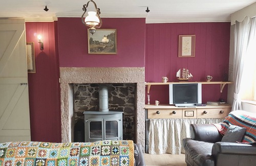 Wigton House | Field view cottage -2 bed cottage in Port Carlisle