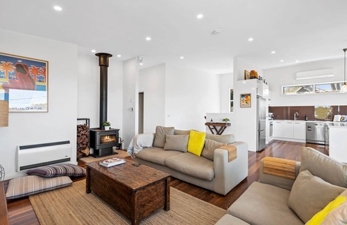 Surf Coast House | Fifth Avenue 59 - Contemporary coastal haven