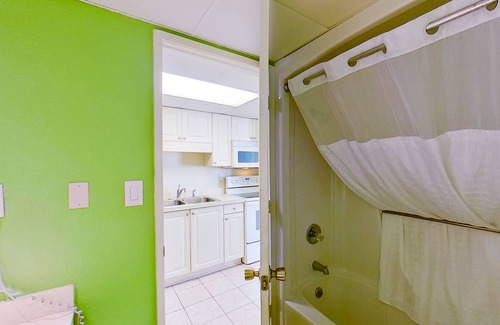 Myrtle Beach Condo | Fifth Floor Oceanfront Snowbird Friendly Condo w/Shared Pool/Hot Tub, WiFi